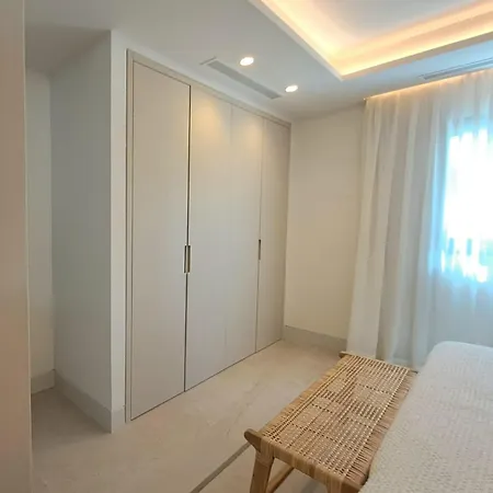 Villa Noctua 016 El Pilar 1 *