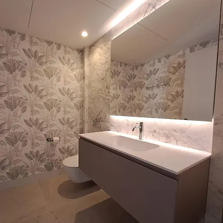 Noctua 016 El Pilar 1 Villa *