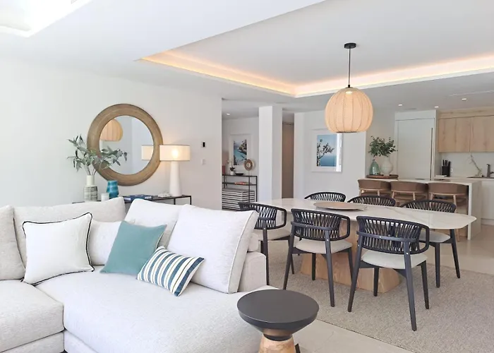 Noctua 016 El Pilar 1 빌라 에스테포나