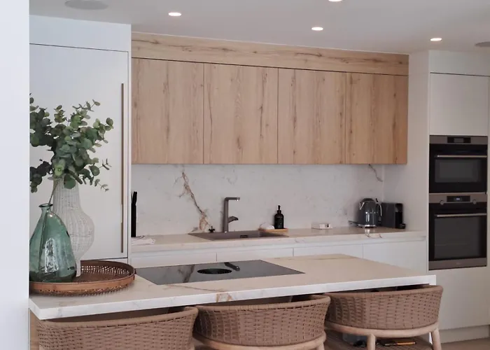 Noctua 016 El Pilar 1 Villa *