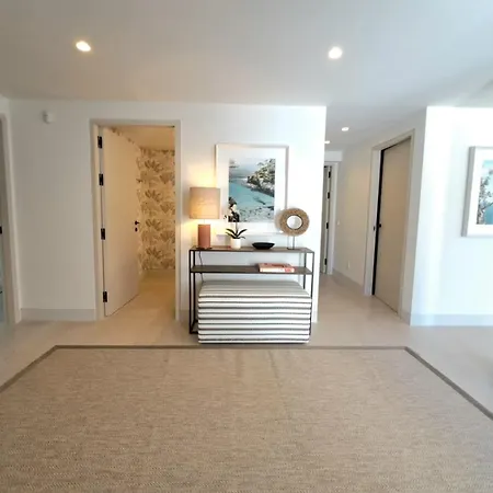 Noctua 016 El Pilar 1 Villa